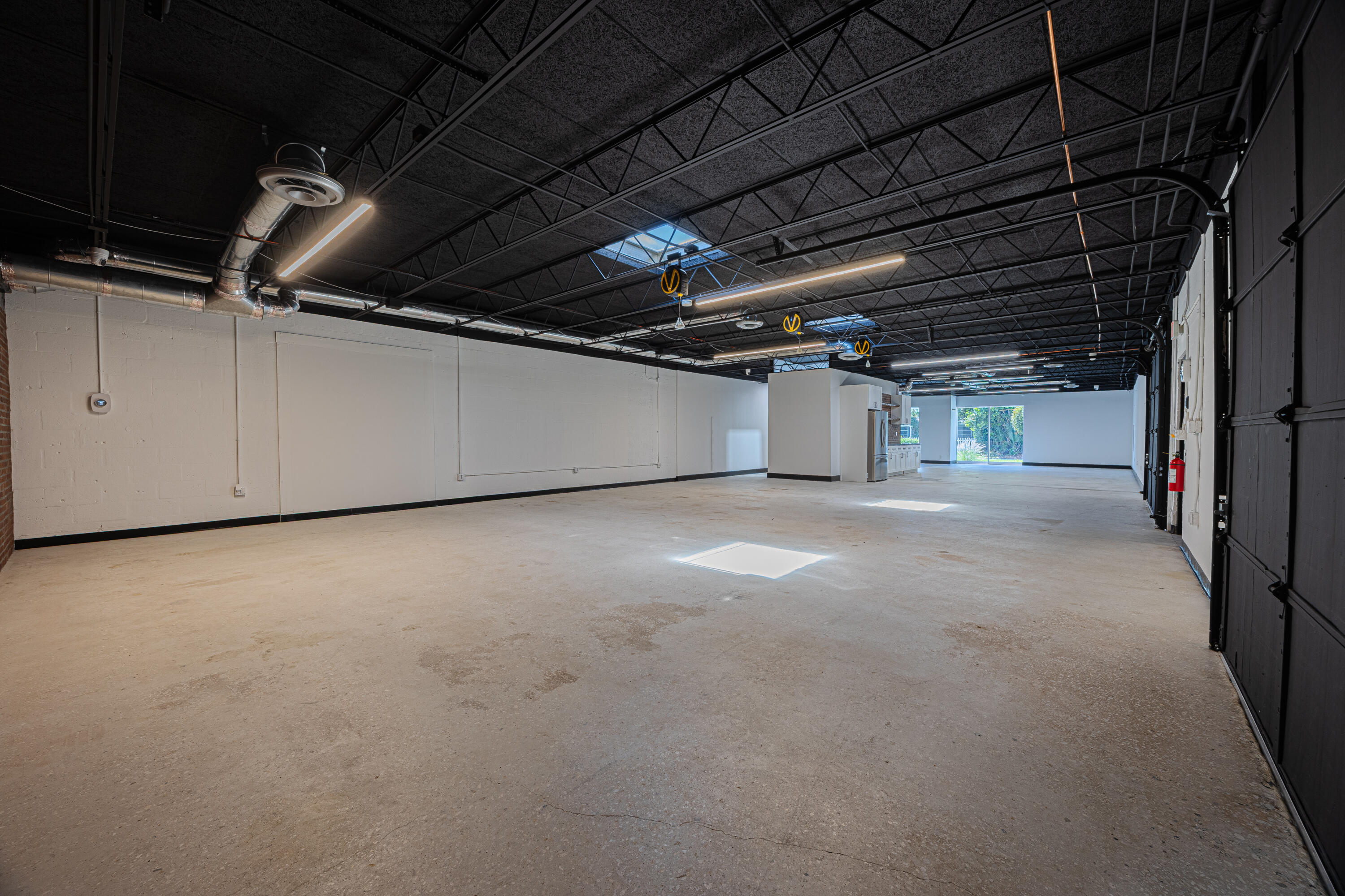 705 Bond Way Property Photo 8