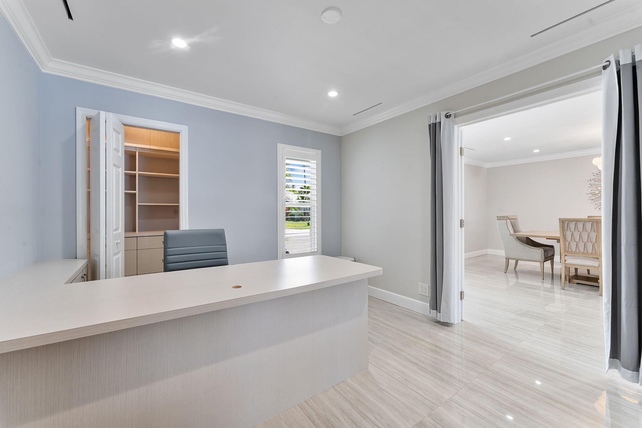 831 Dover Street Property Photo 45