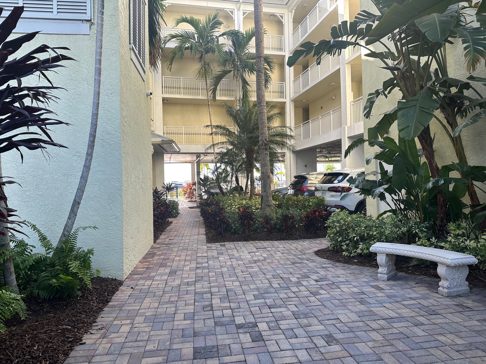 975 Nw Flagler Avenue 206 Property Photo 37