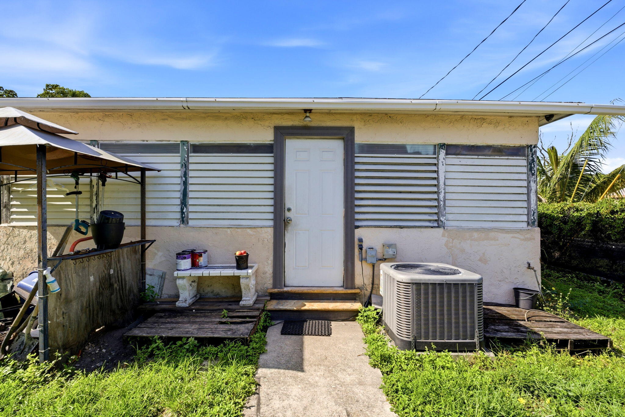 823 Doctor Martin Luther King Junior Boulevard 823 Property Photo 1