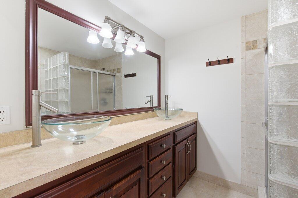 5701 57th Way Property Photo 33