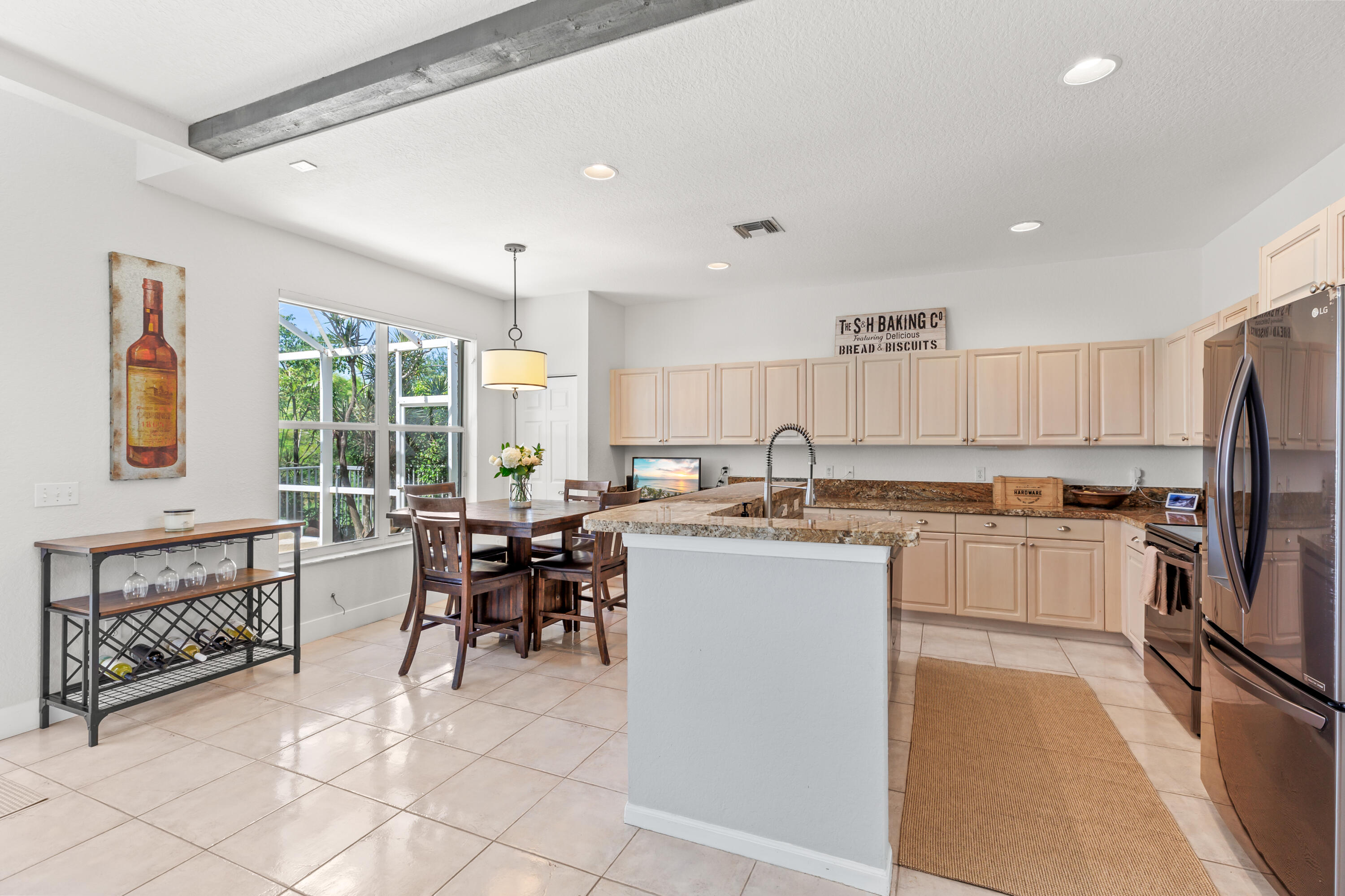 7611 Doubleton Drive Property Photo 13