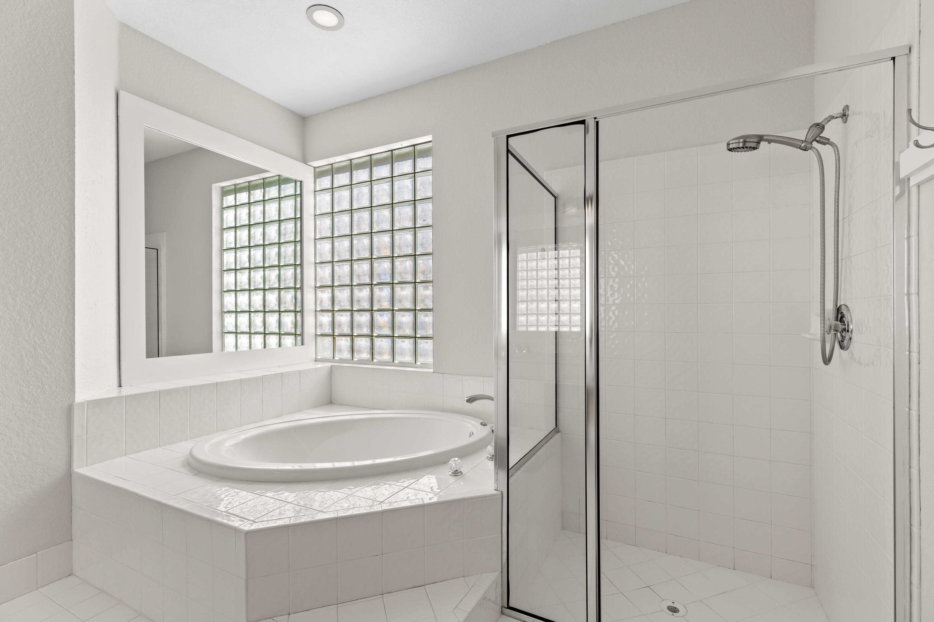7611 Doubleton Drive Property Photo 20