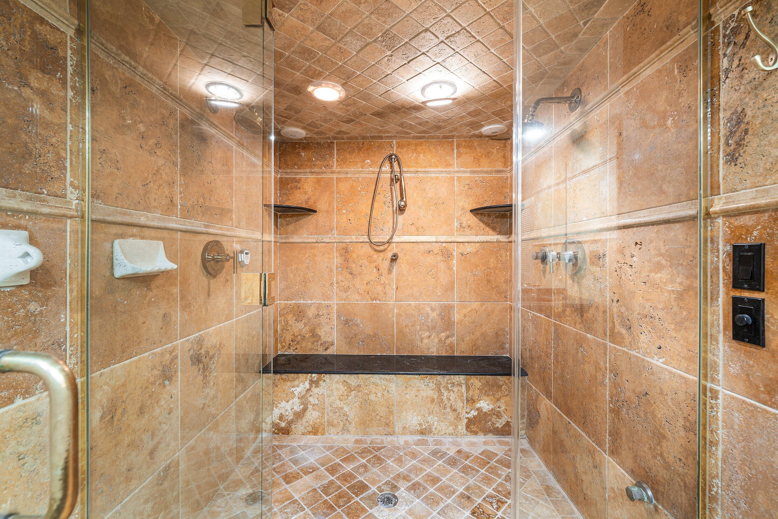 16 Via Lago Property Photo 29