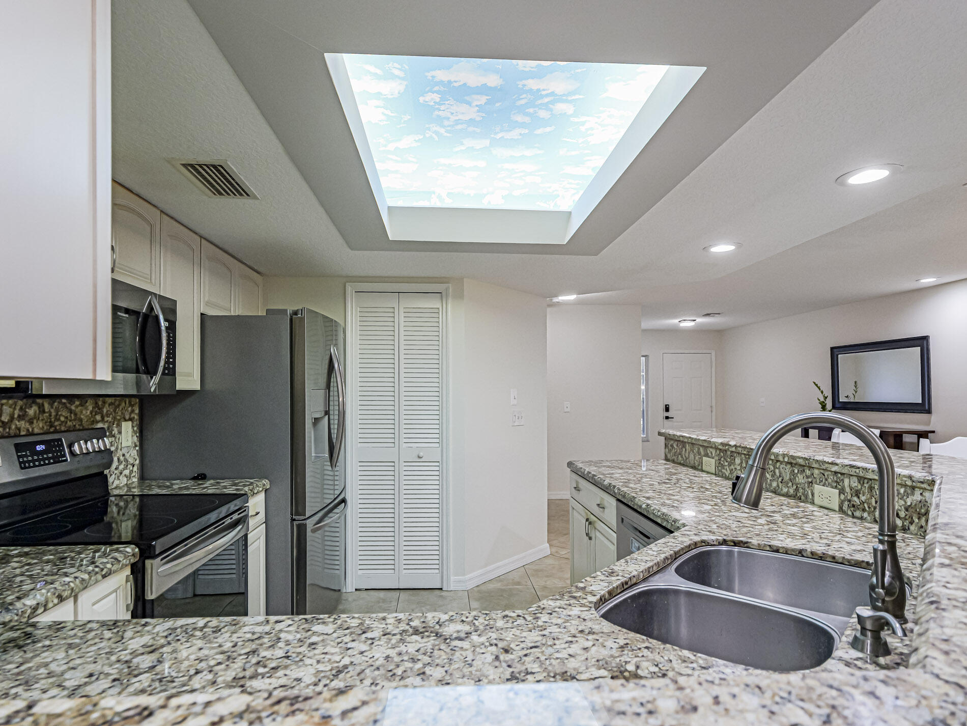 4949 N Highway A1a 142 Property Photo 9