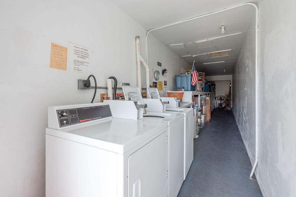 393 Windsor Property Photo 15