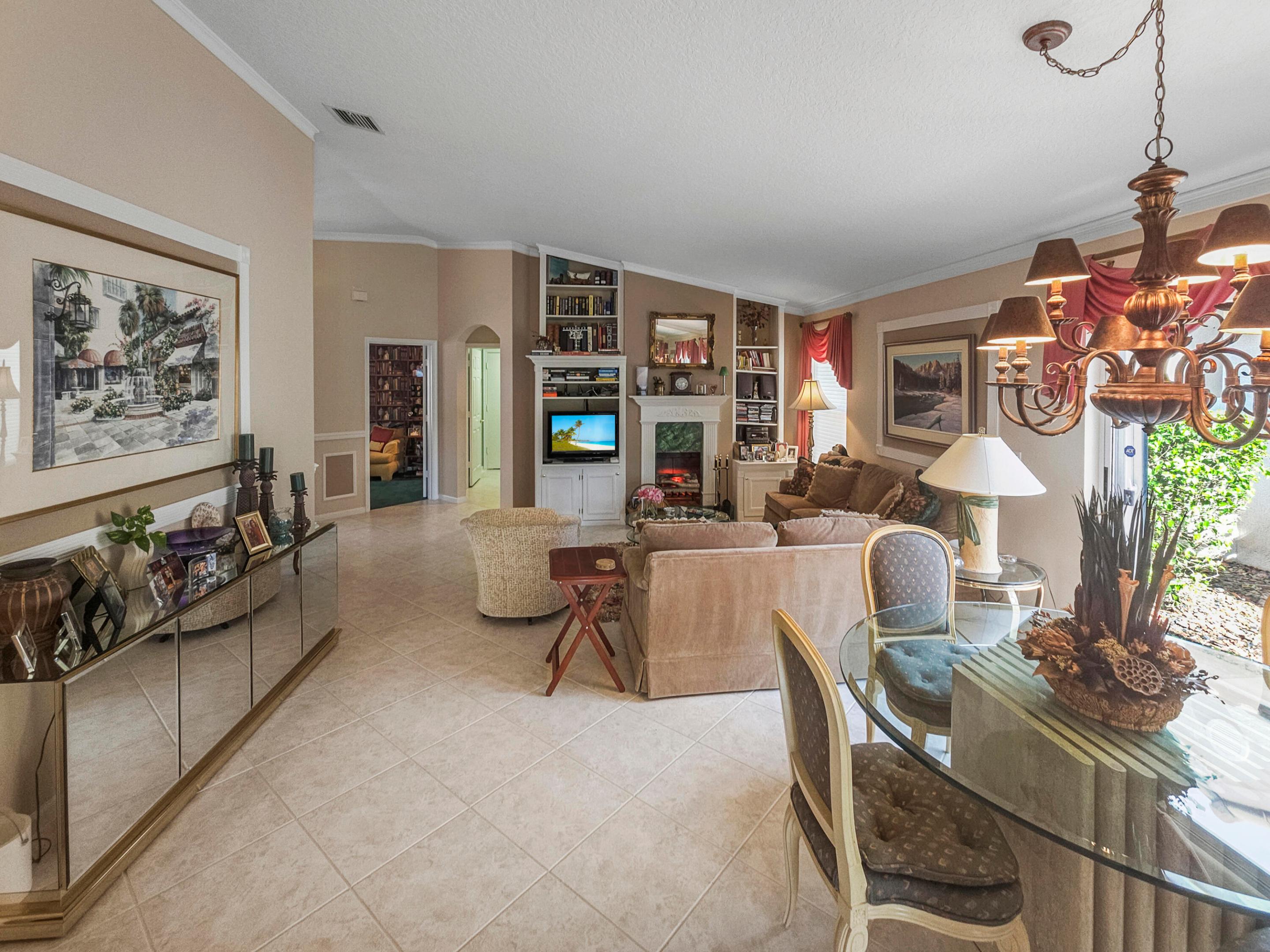 5122 Corbel Lake Way Property Photo 9