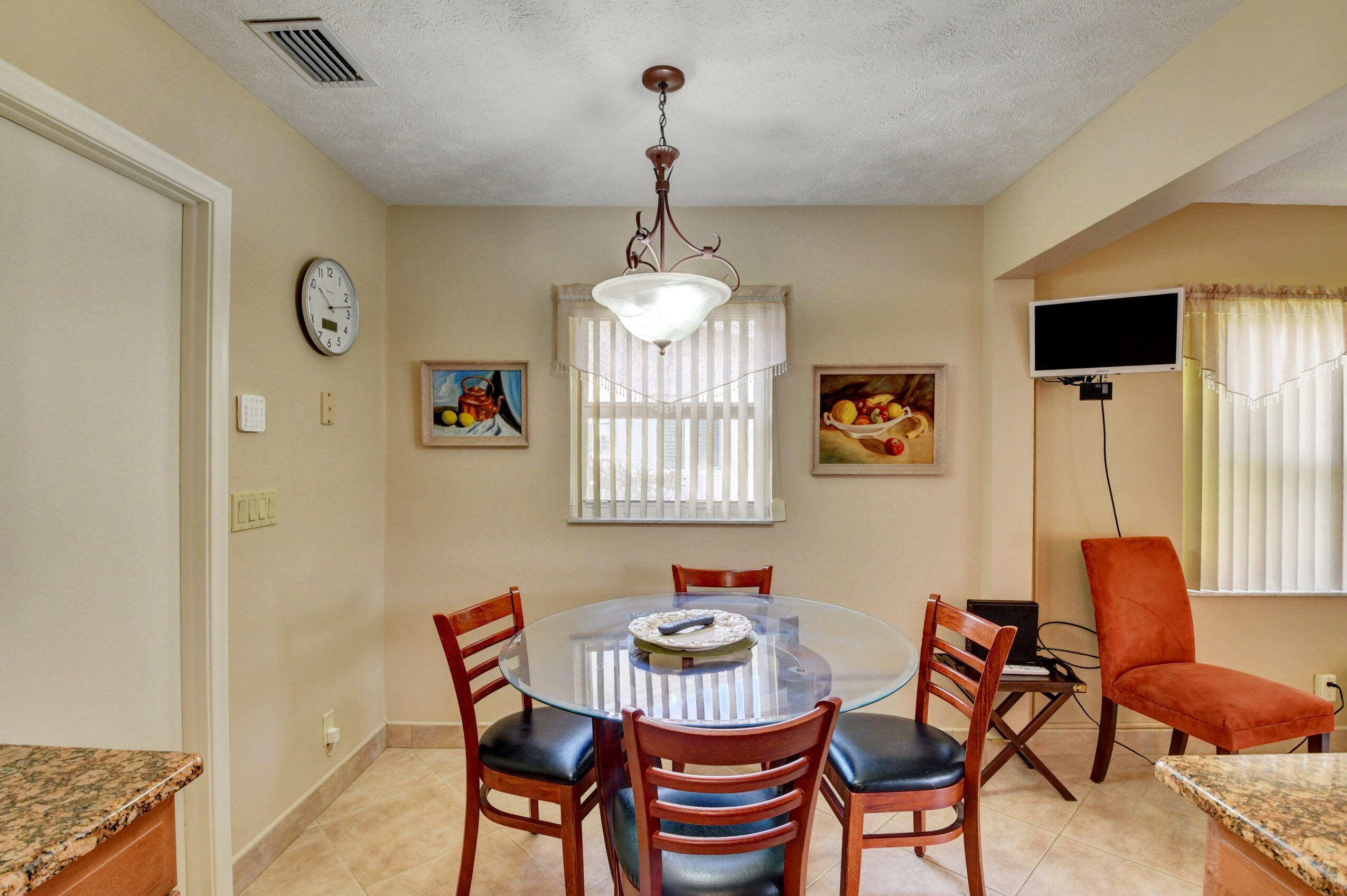14425 Amapola Way Property Photo 14