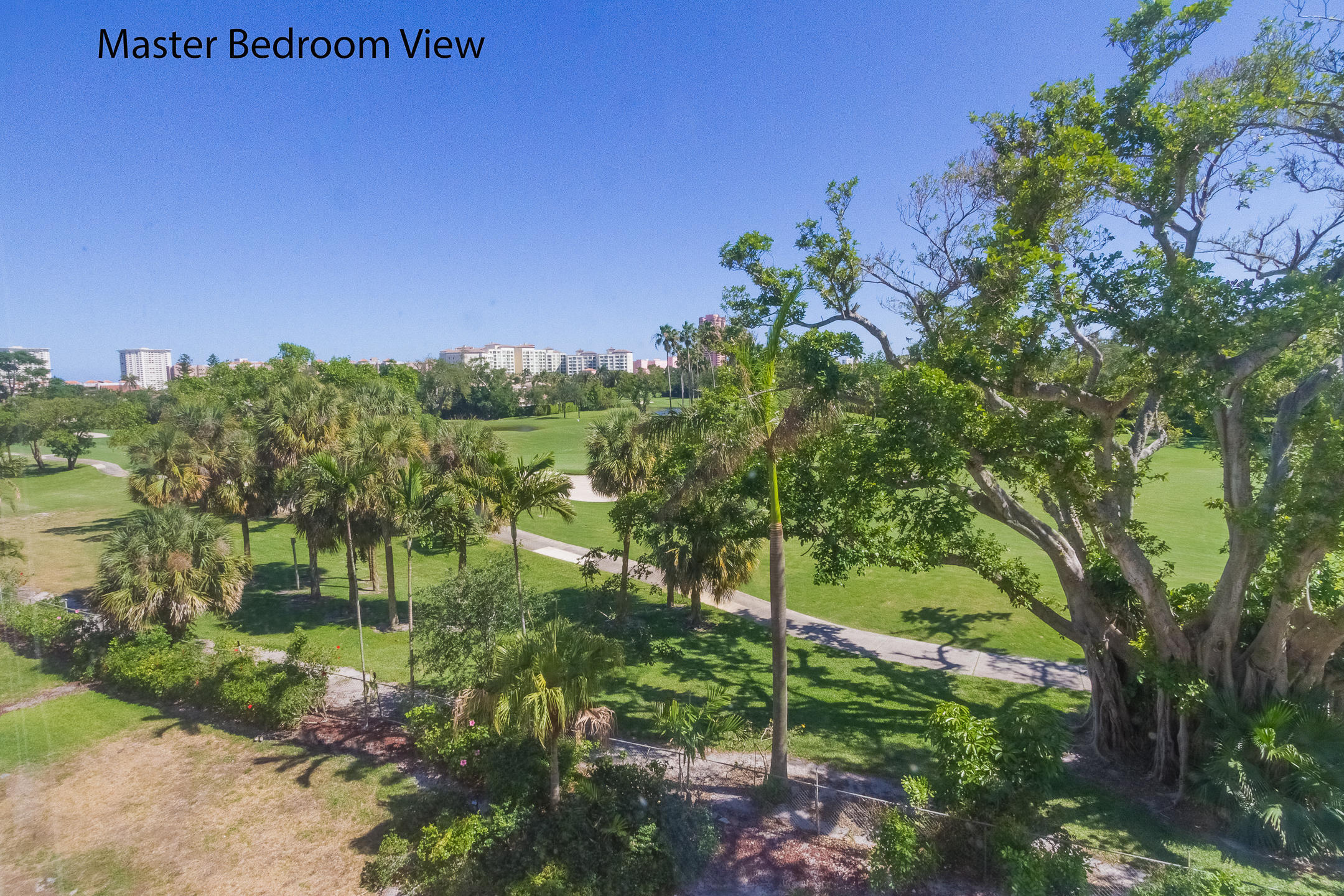 300 E Royal Palm Road 0420 Property Photo 3
