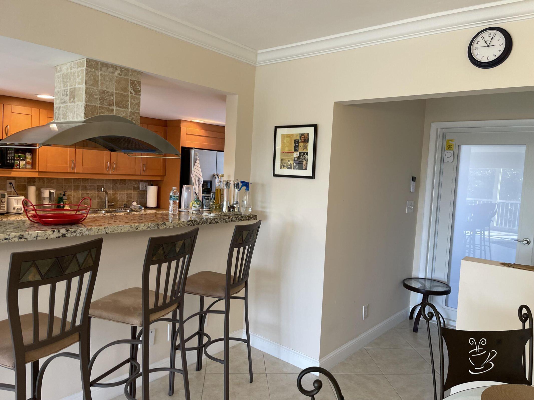 300 E Royal Palm Road 0420 Property Photo 10