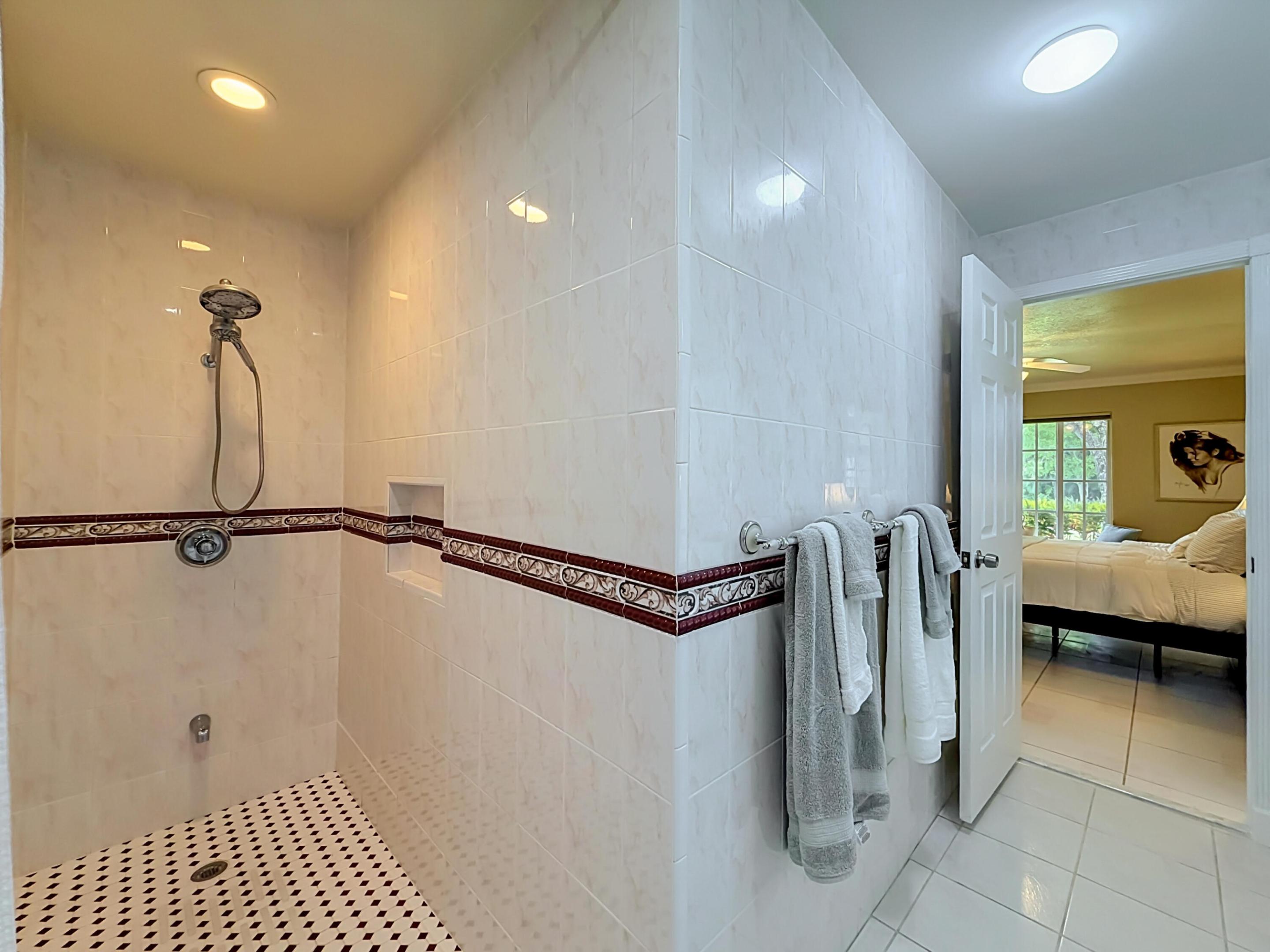 851 E Plantation Circle Property Photo 31