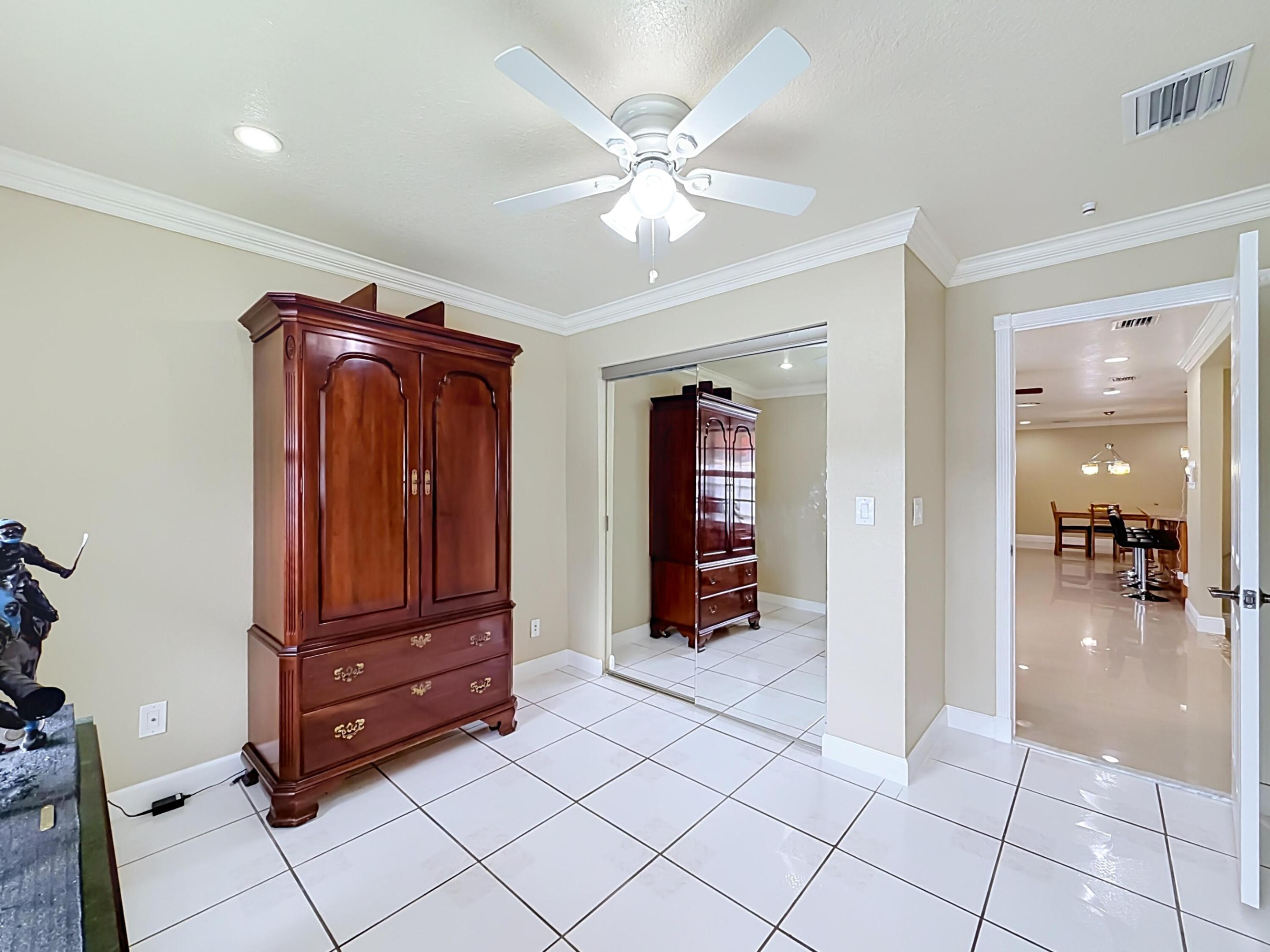 851 E Plantation Circle Property Photo 33