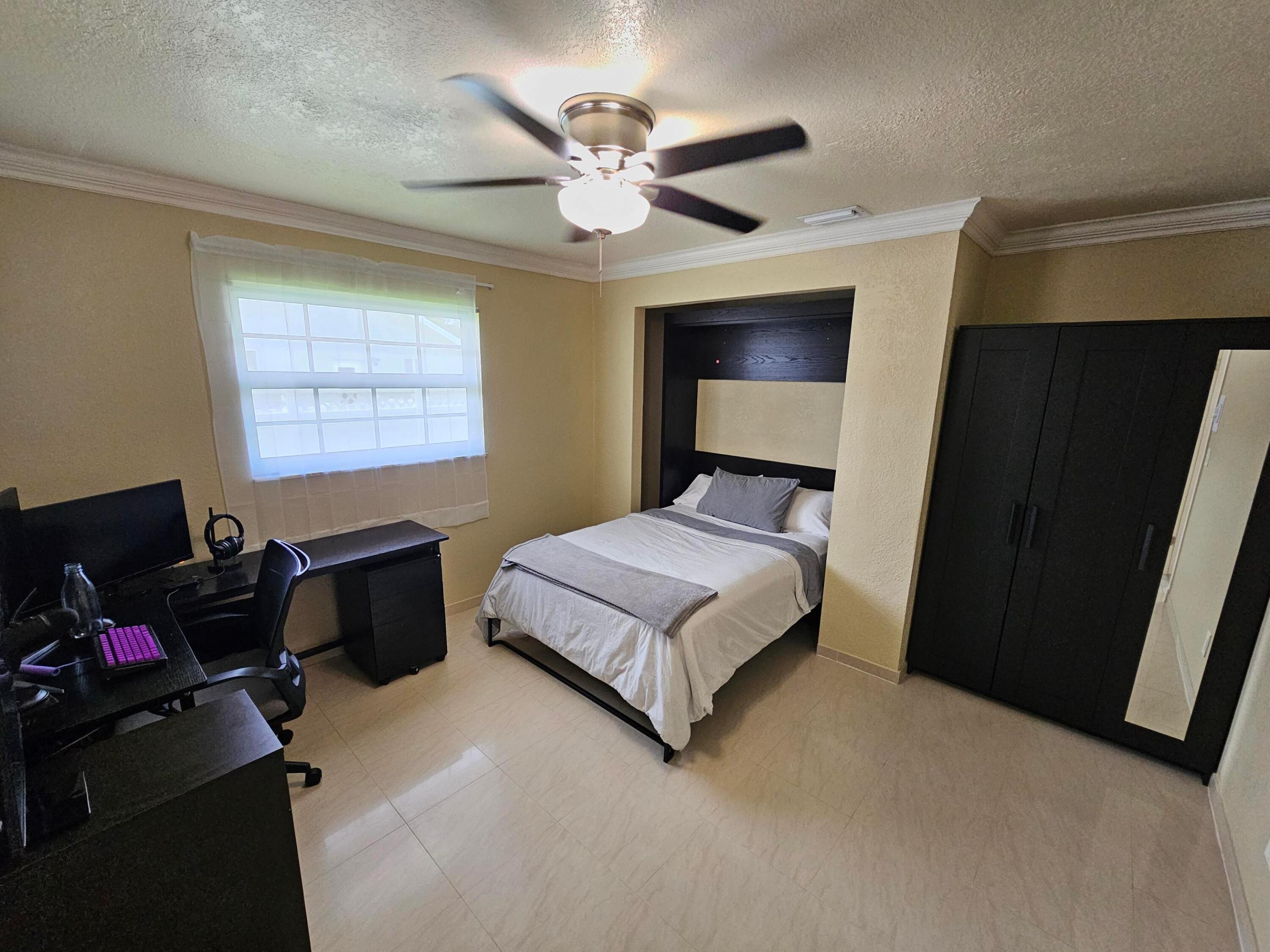 851 E Plantation Circle Property Photo 37