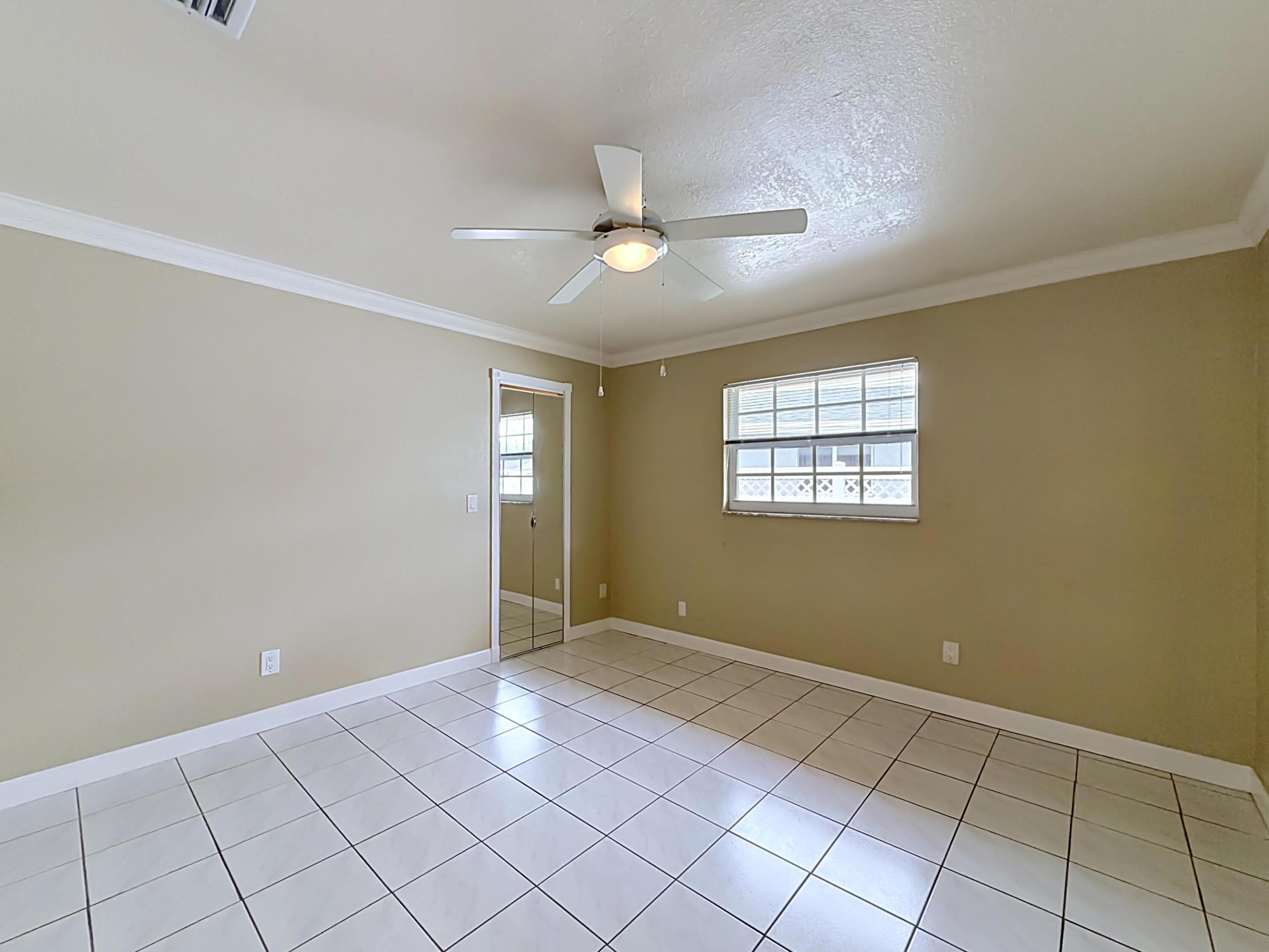 851 E Plantation Circle Property Photo 39