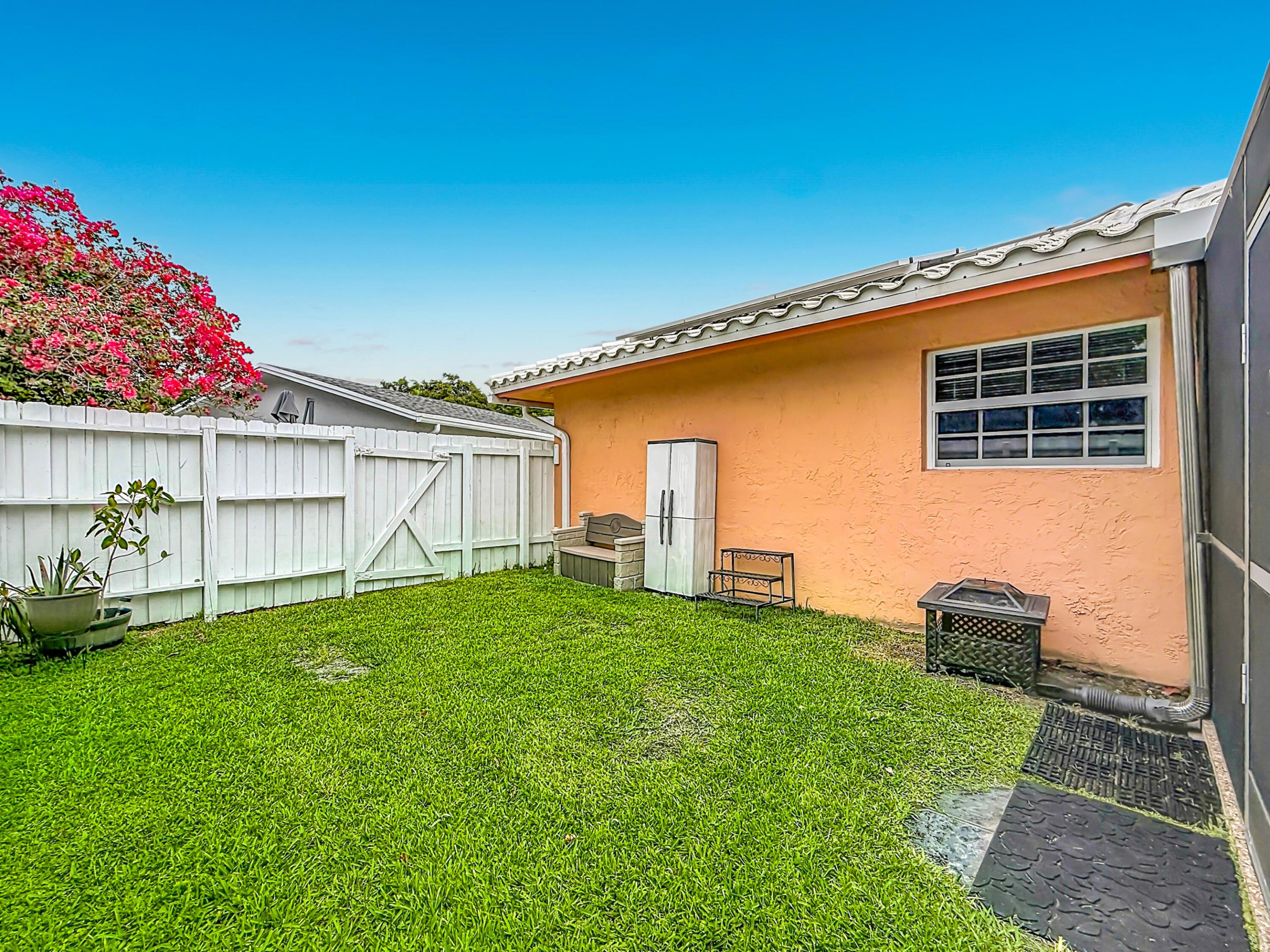 851 E Plantation Circle Property Photo 51