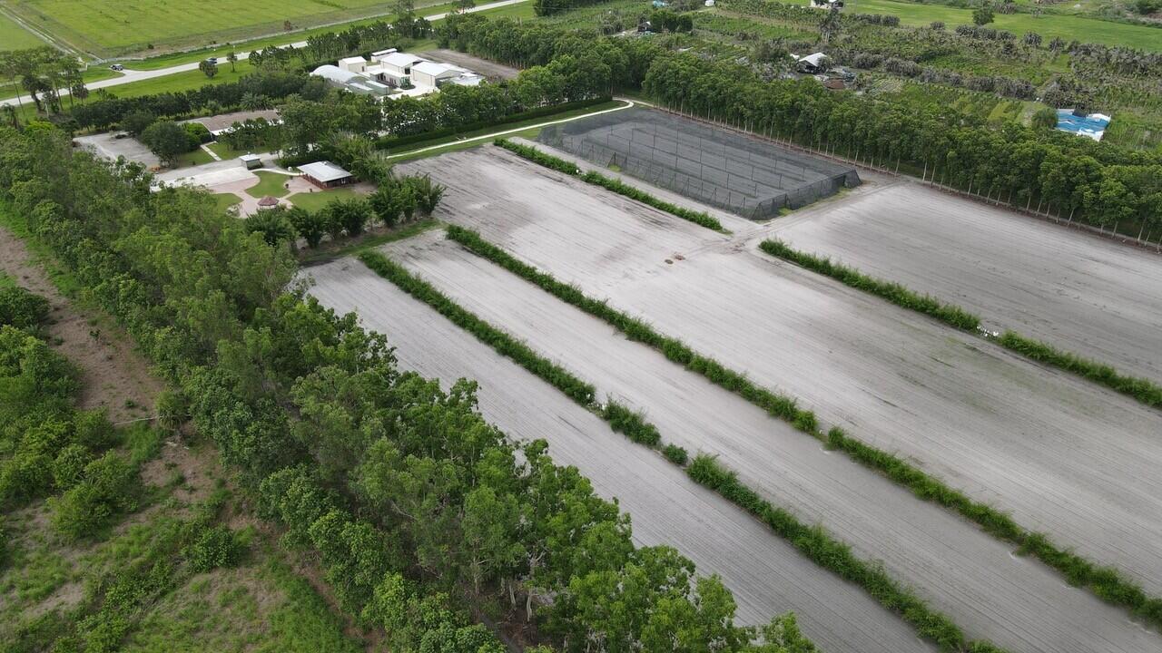 8006 Sw Kanner Highway Property Photo 12