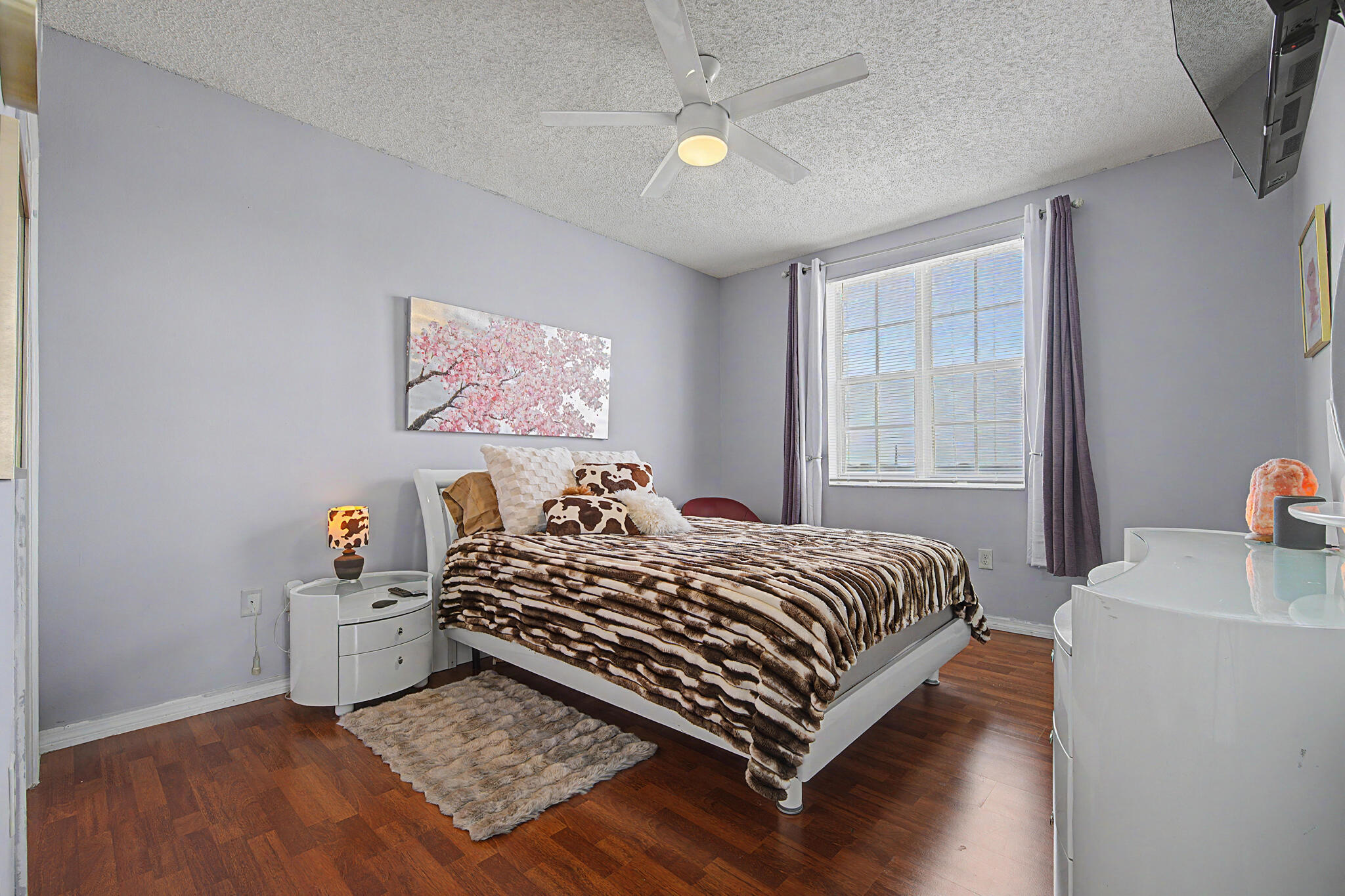 616 Clearwater Park Road 713 Property Photo 9