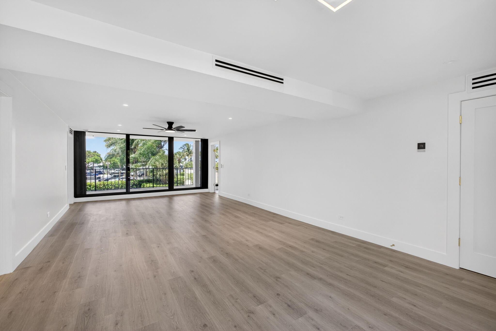 136 Lakeshore Drive Property Photo 12