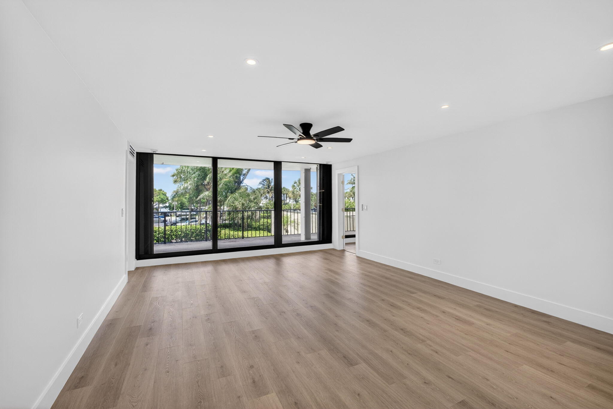 136 Lakeshore Drive Property Photo 13