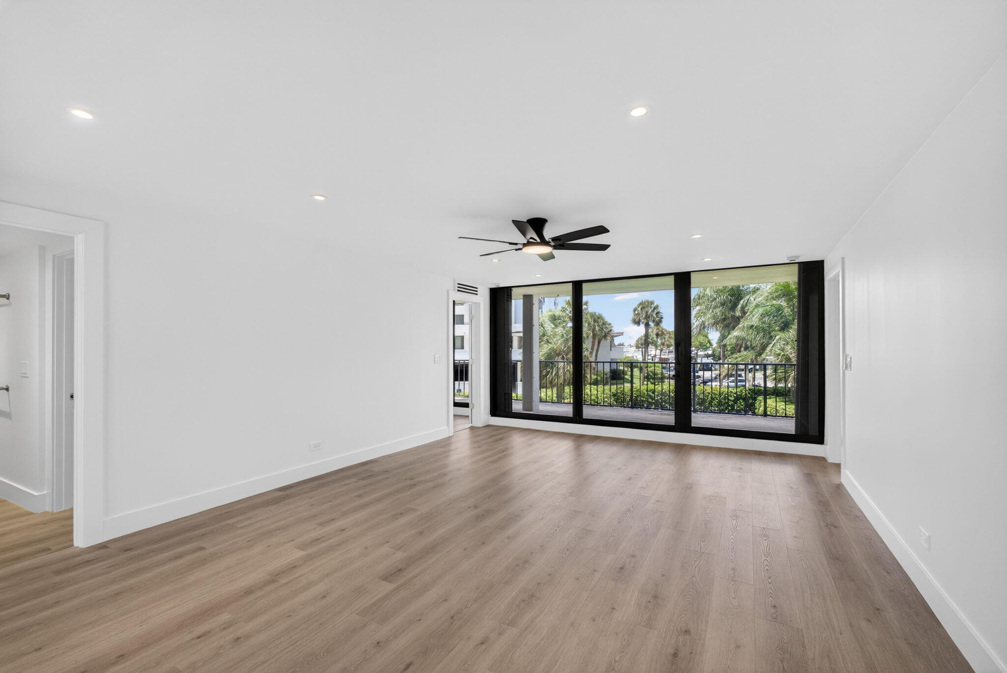 136 Lakeshore Drive Property Photo 14