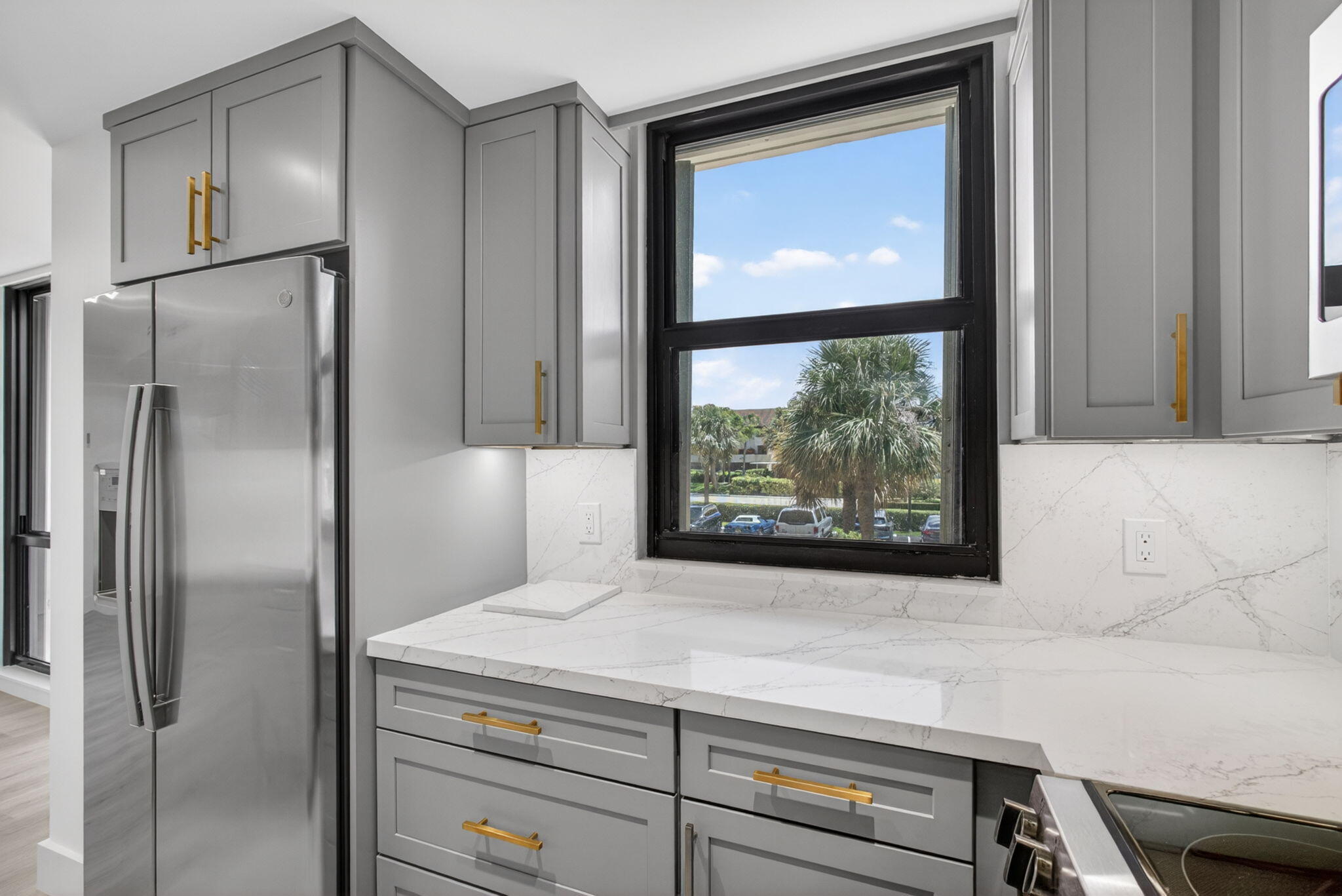 136 Lakeshore Drive Property Photo 19