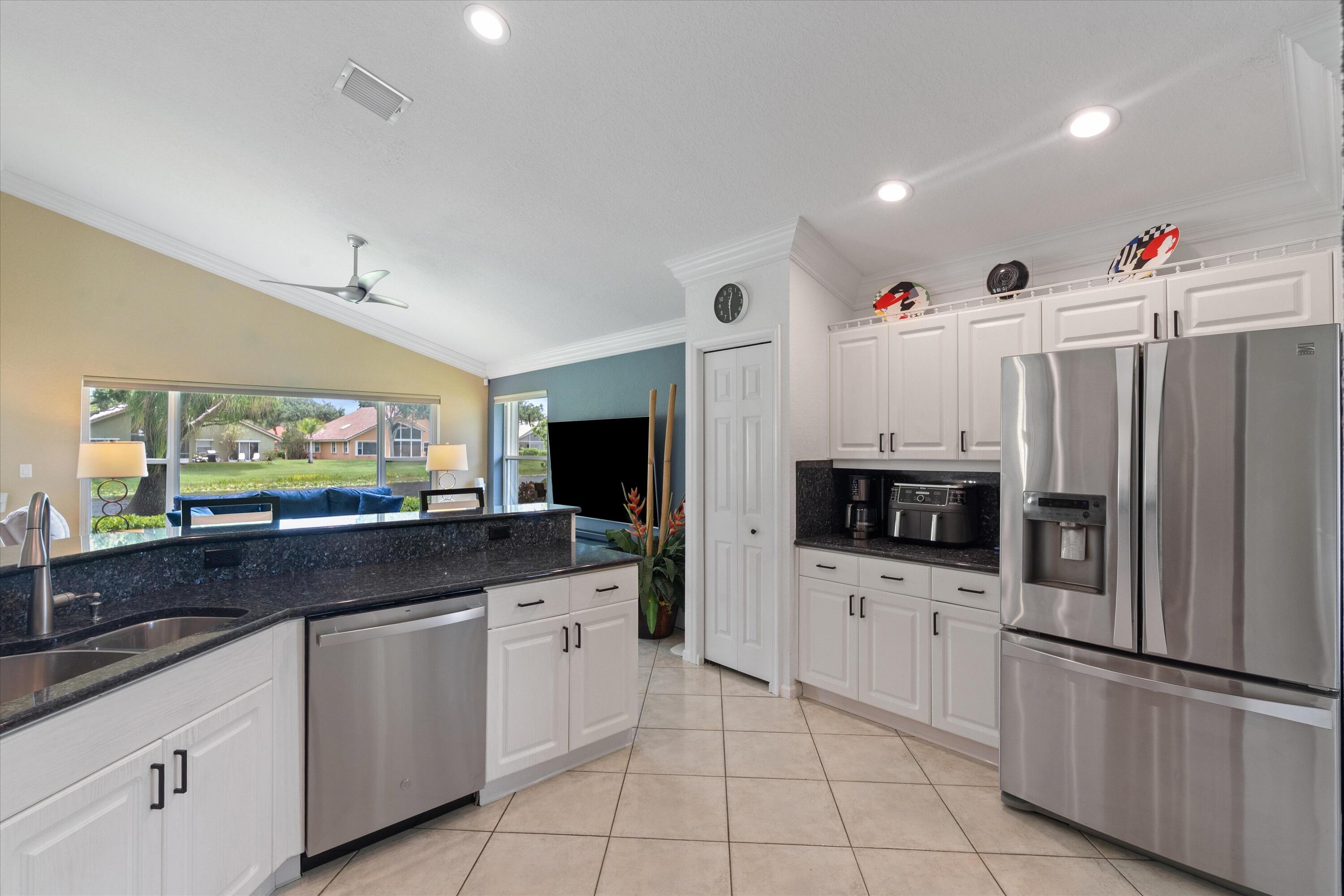 6929 Grenelefe Road Property Photo 13