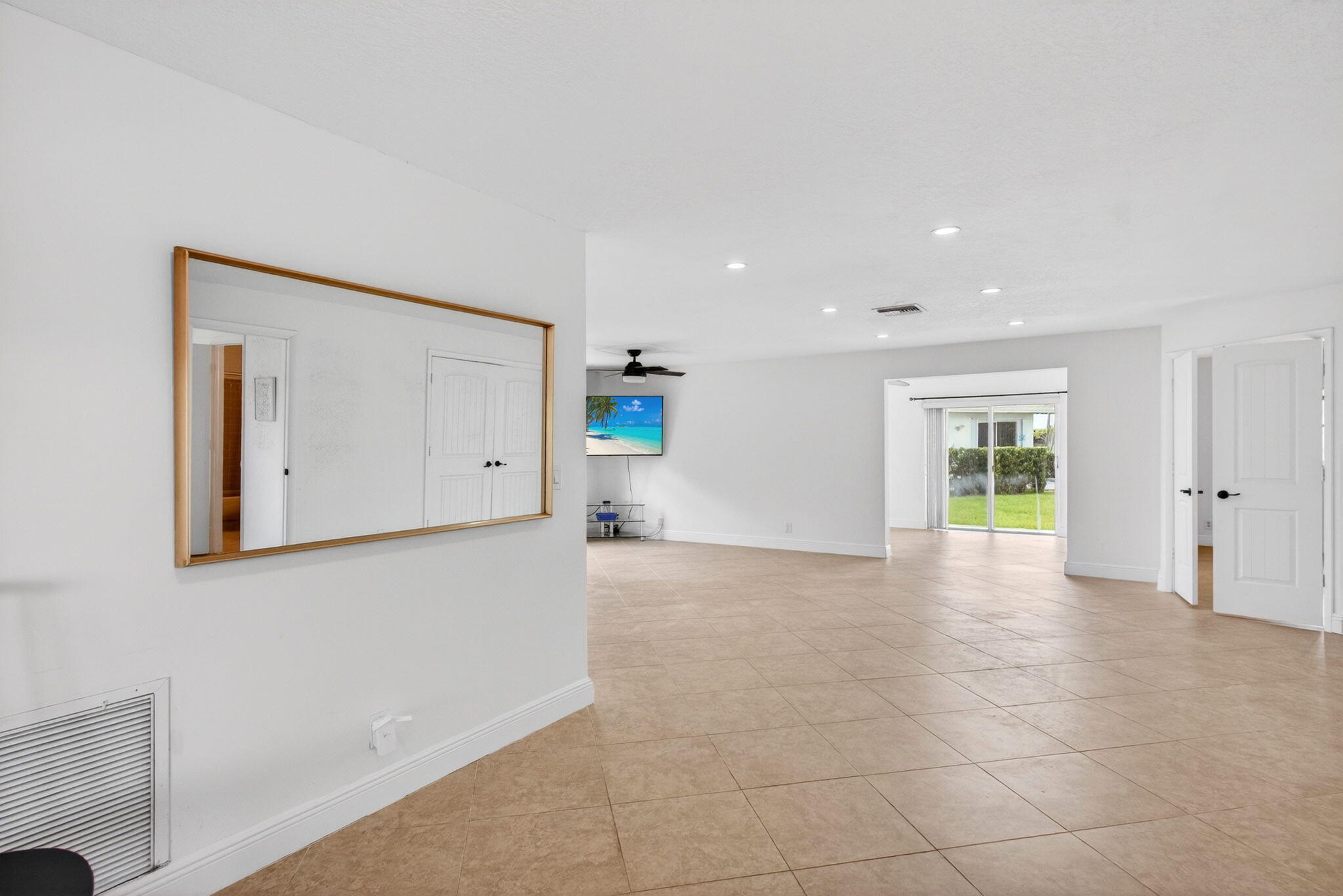 6038 Lasalle Road Property Photo 11