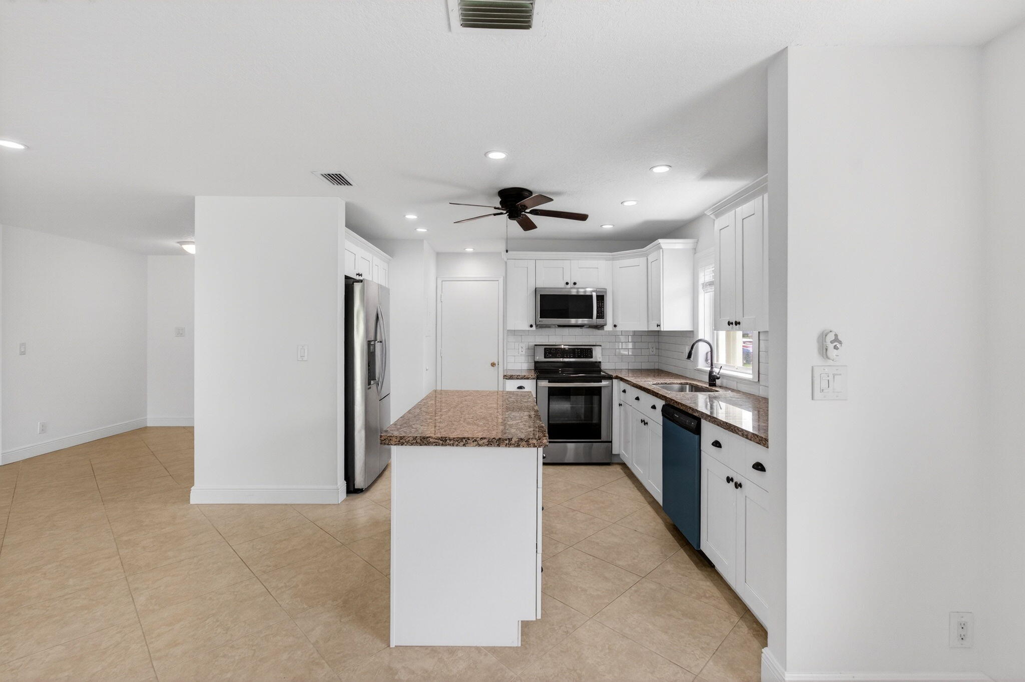 6038 Lasalle Road Property Photo 19