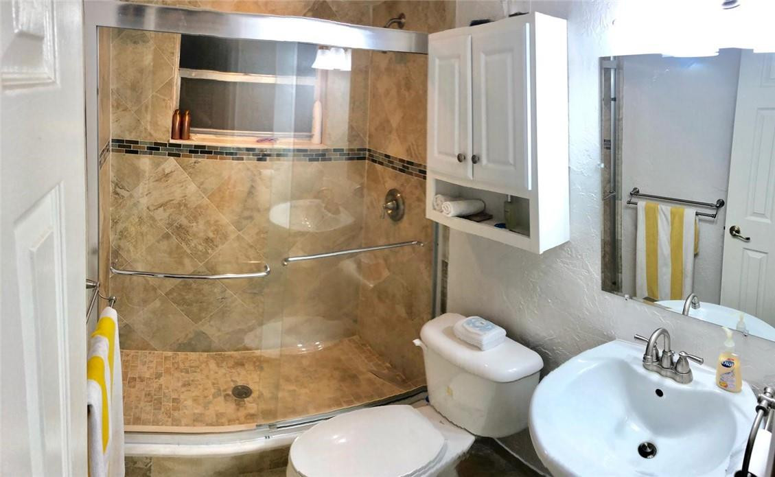 901 Ne 3rd Street 101 Property Photo 8