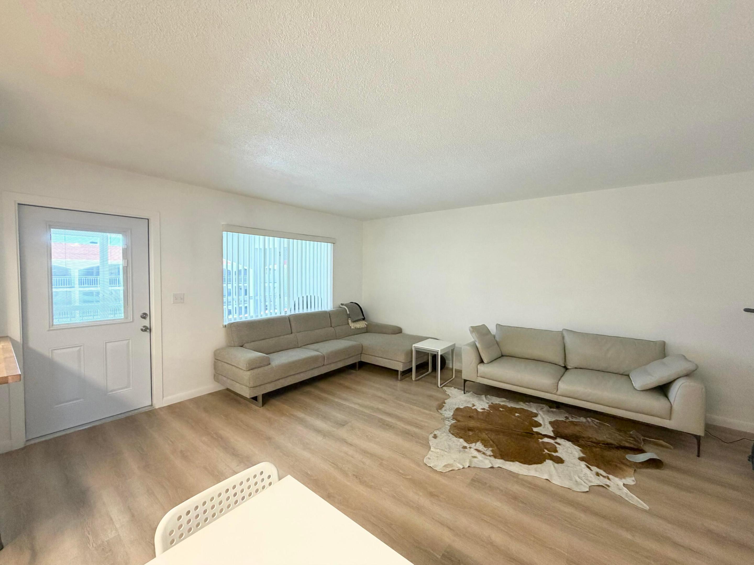 580 Egret Drive 305 Property Photo 3