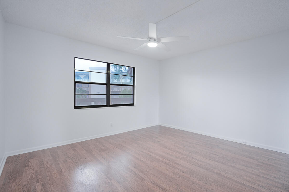 4401 Martinique Court D2 Property Photo 15