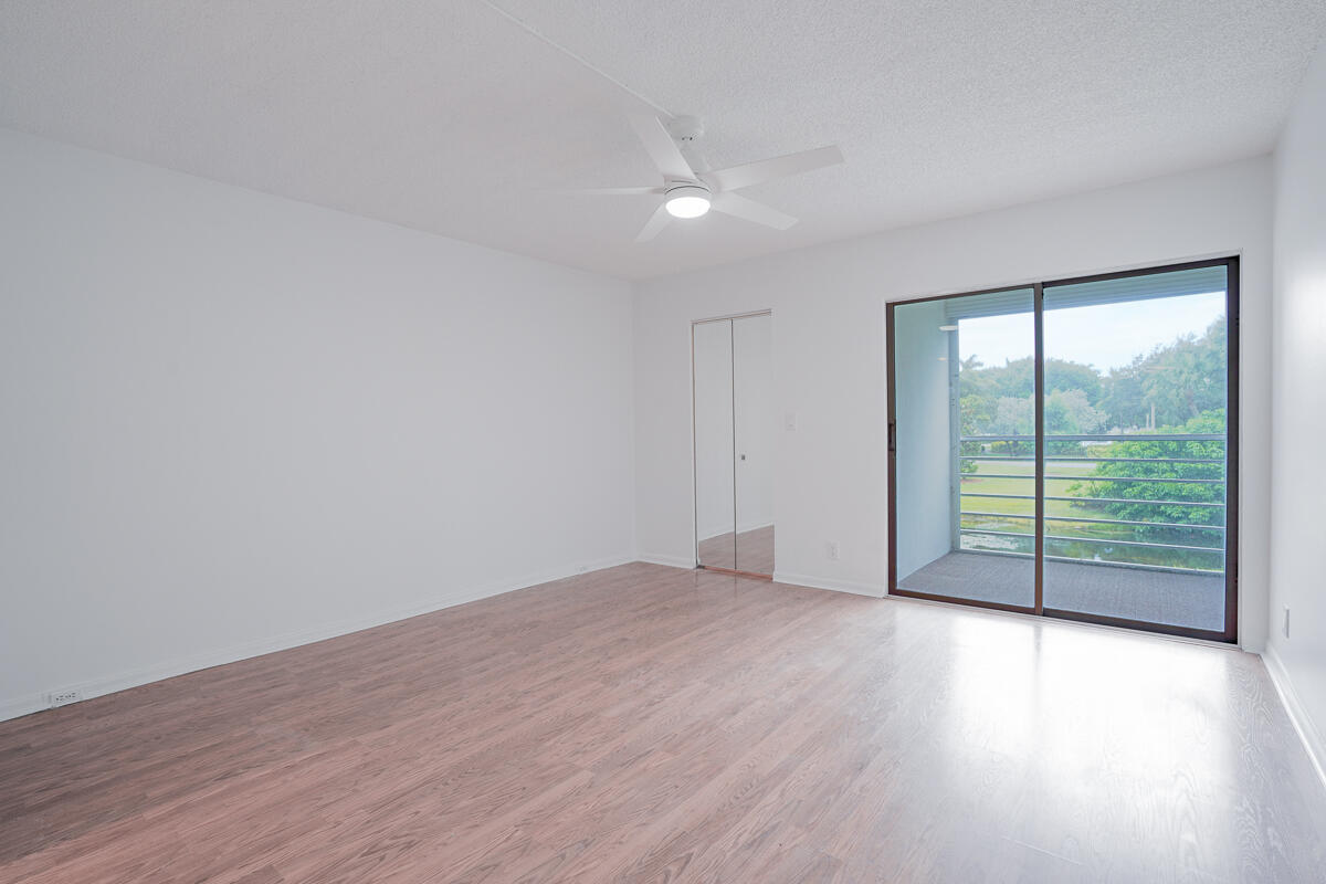 4401 Martinique Court D2 Property Photo 18
