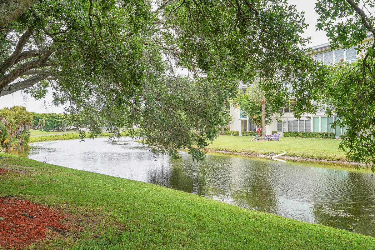 4401 Martinique Court D2 Property Photo 33