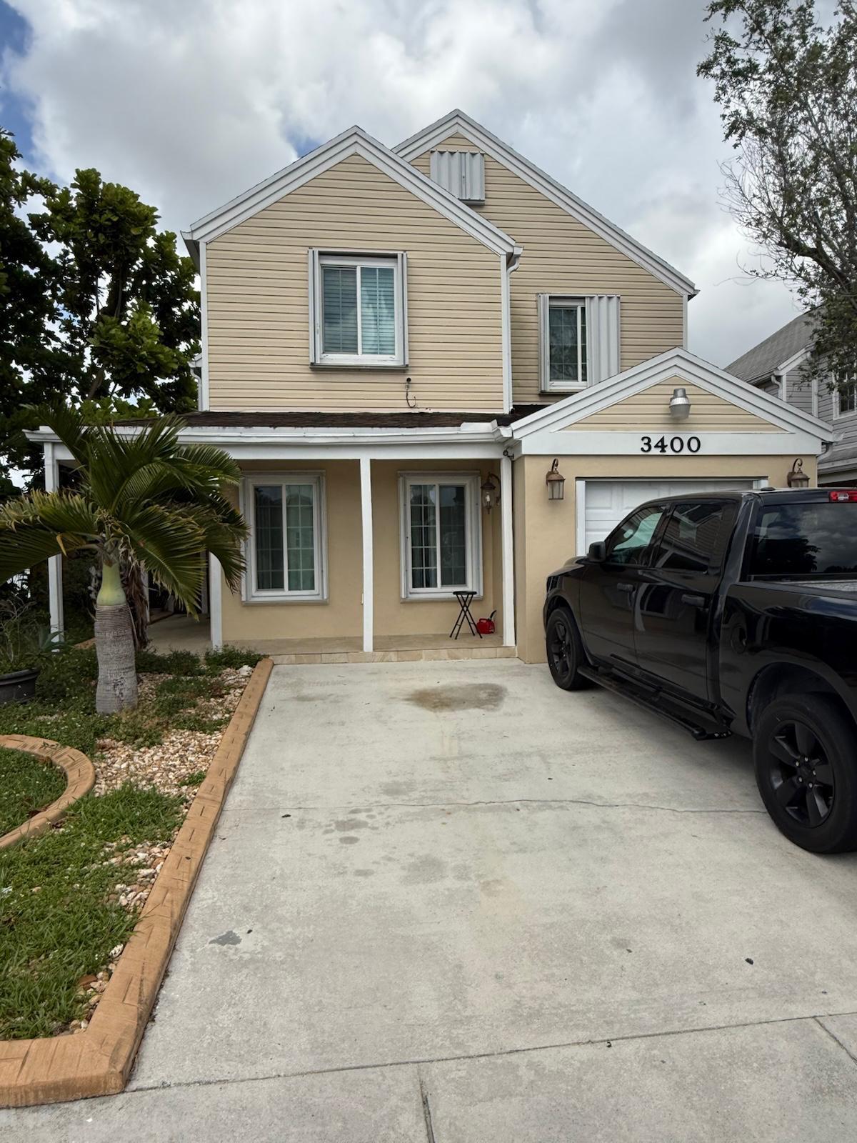 3400 Ivy Way Property Photo 2