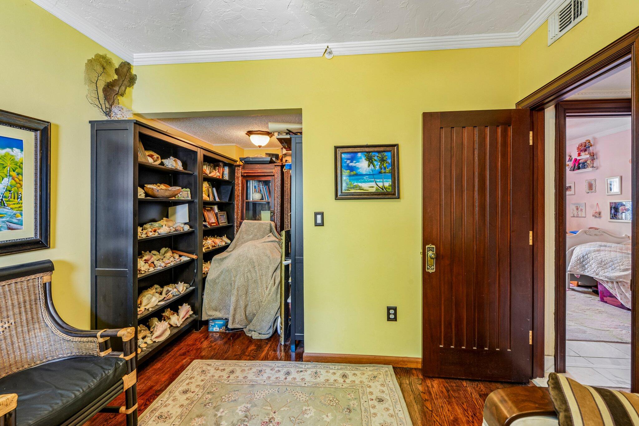 430 Poinciana Drive 1710 Property Photo 29