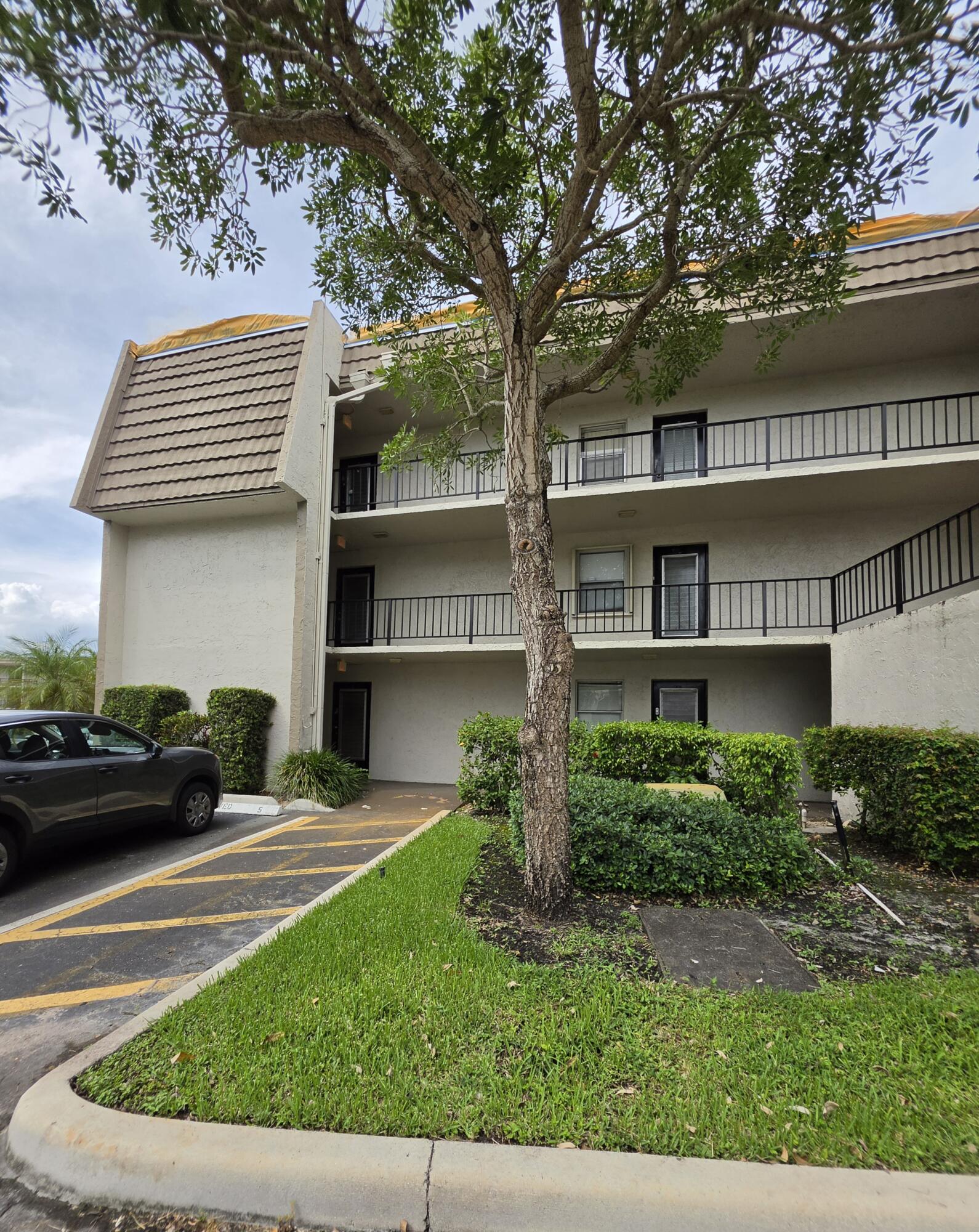 9330 Lime Bay Boulevard 301 Property Photo 4
