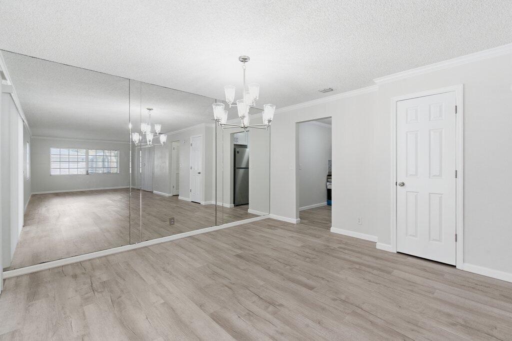 10098 S 42nd Drive Property Photo 16