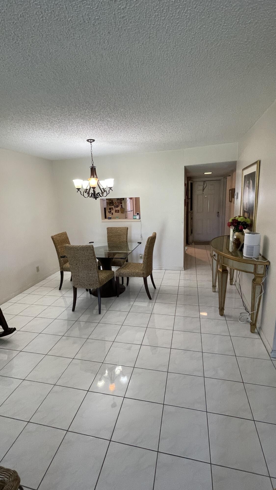 7911 Southgate Boulevard B2 Property Photo 15