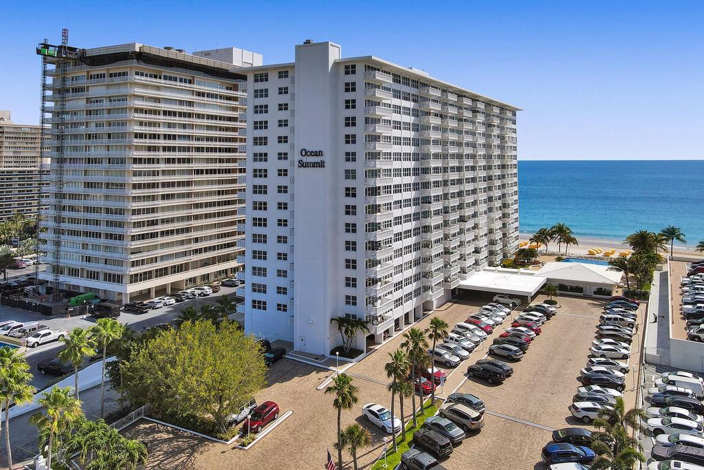 4010 Galt Ocean Drive 310 Property Photo 1