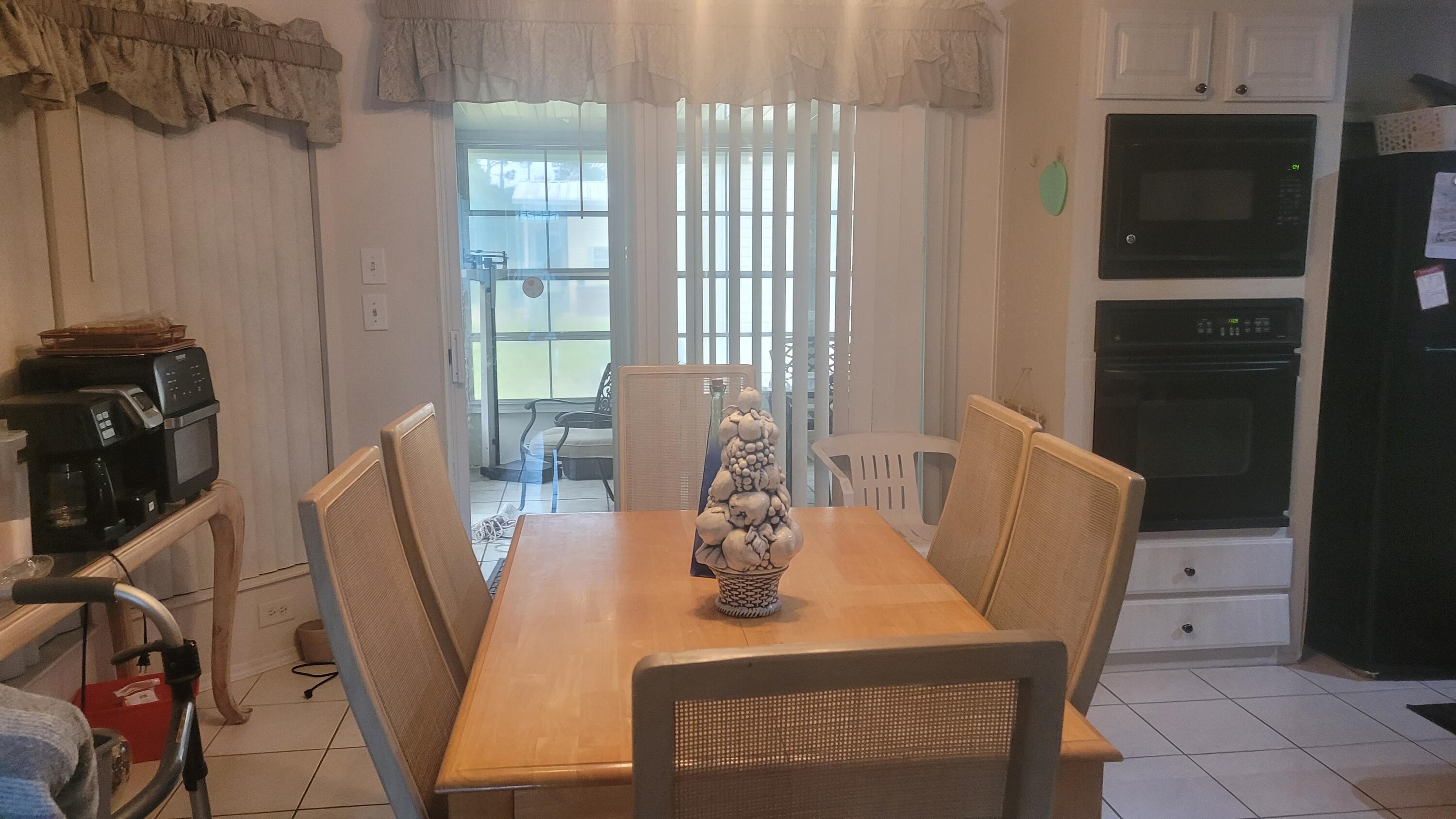 356 Tropical Isles Circle H-15 Property Photo 2
