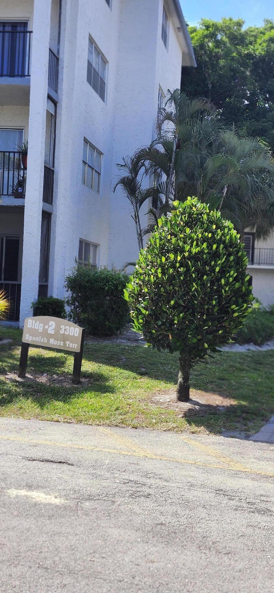 3300 Spanish Moss Terrace 402 Property Photo 1