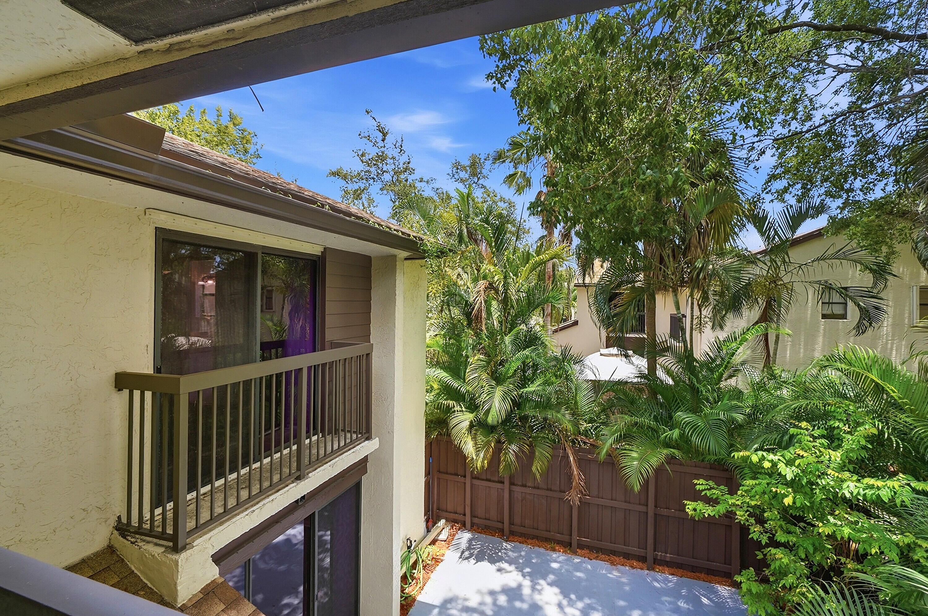 3349 Cocoplum Circle 33129 Property Photo 25