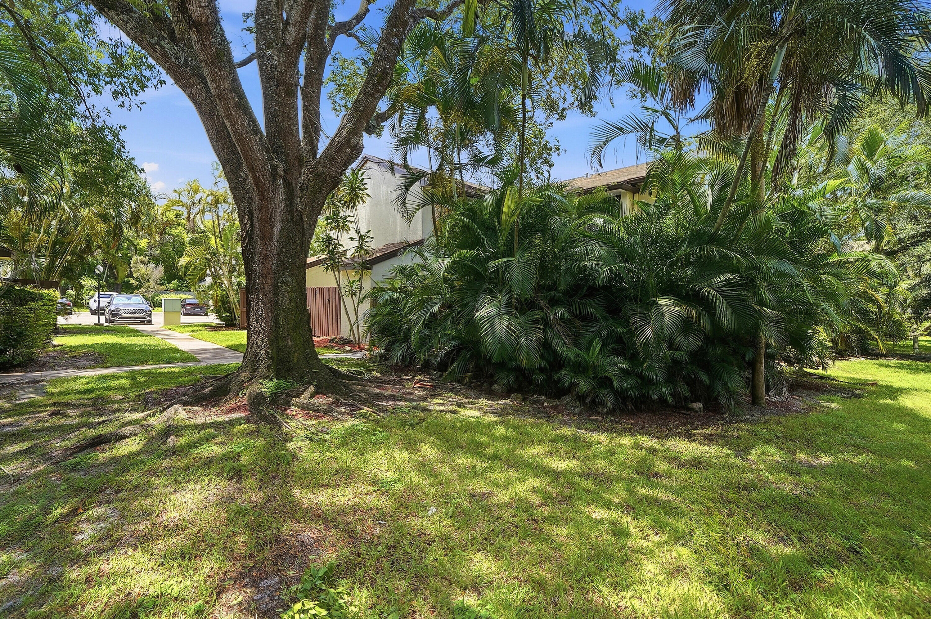 3349 Cocoplum Circle 33129 Property Photo 34