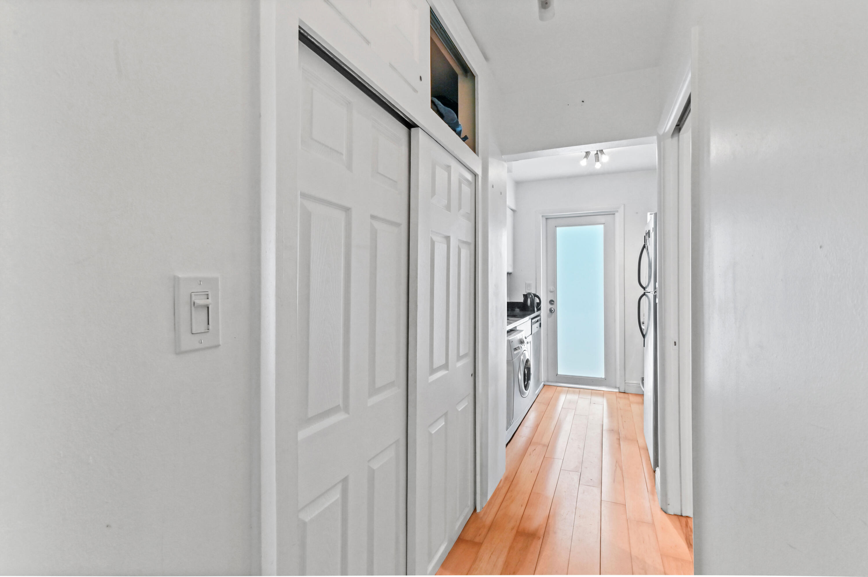 1035 Meridian Avenue 5 Property Photo 8