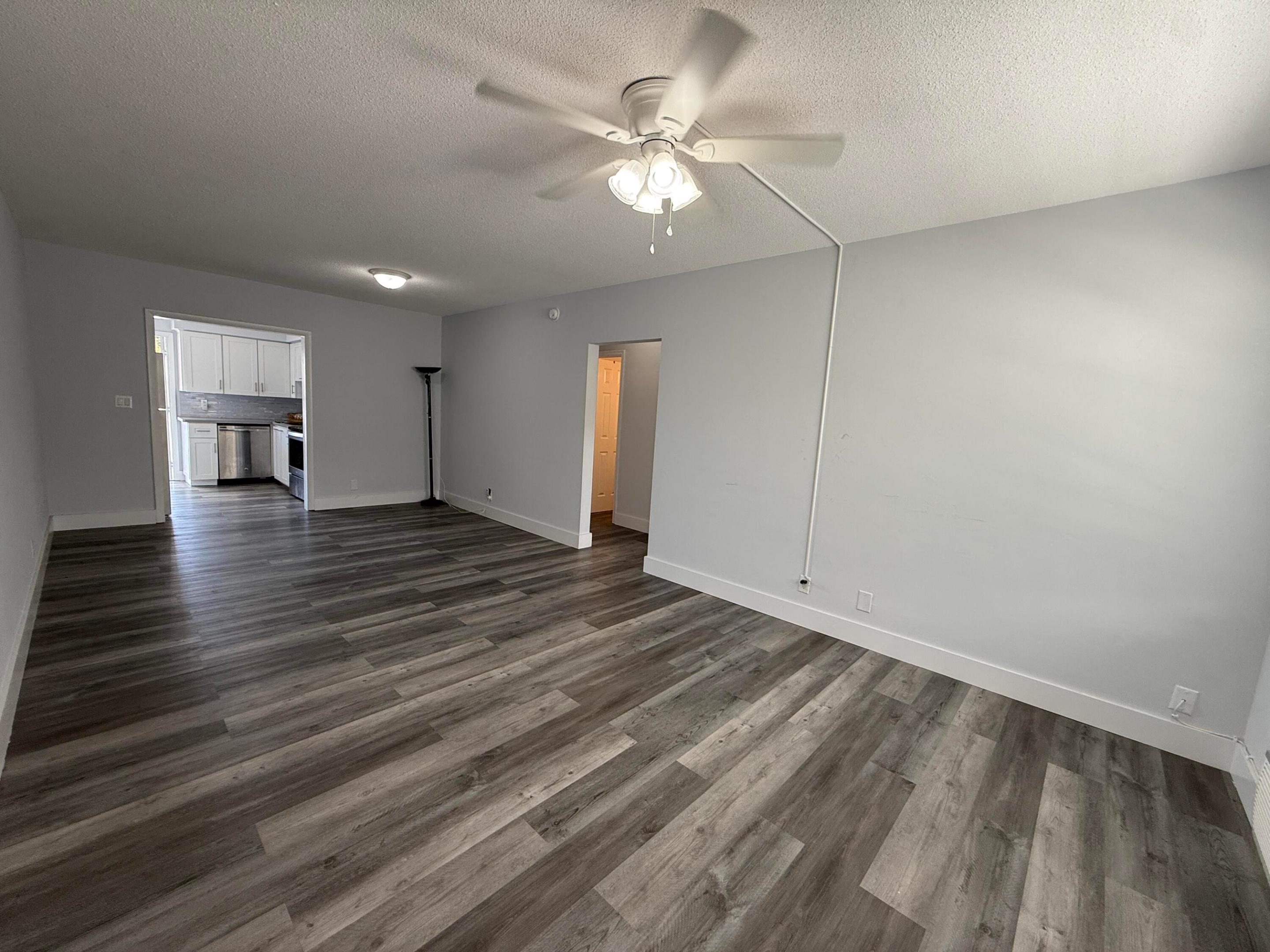 B26040563 Property Photo 7