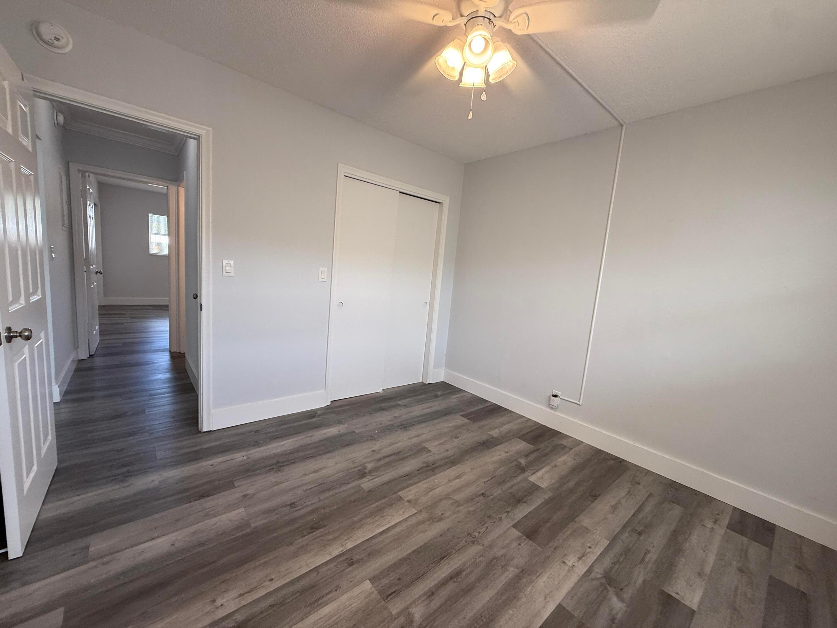 B26040563 Property Photo 12