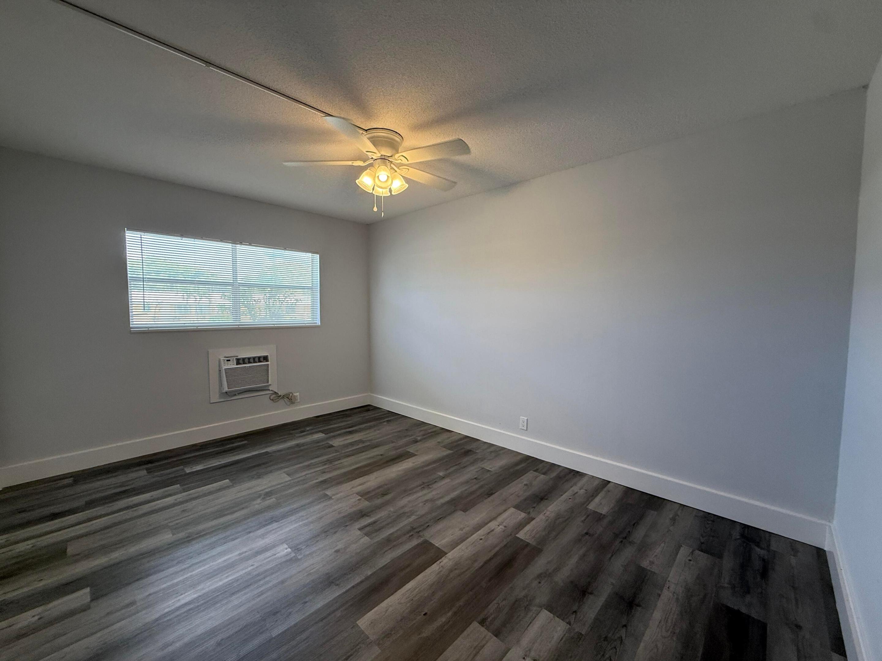 B26040563 Property Photo 13