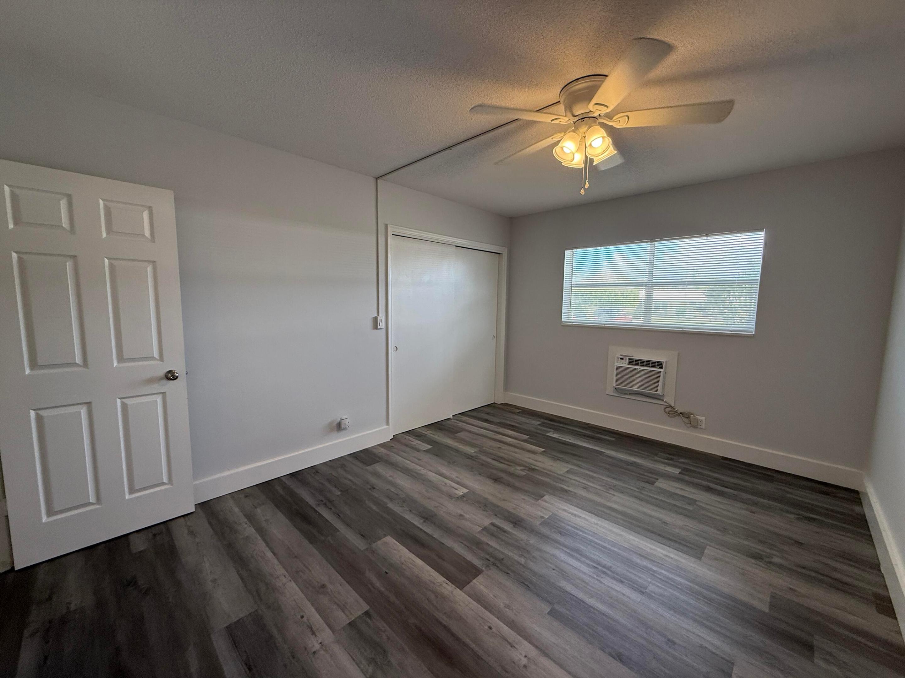 B26040563 Property Photo 14
