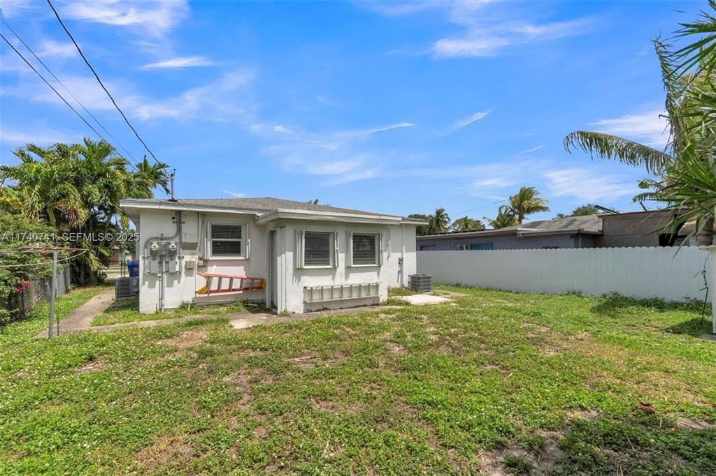 6340 Dawson Street Property Photo 25