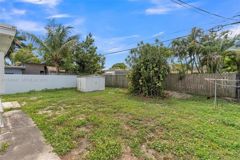 6340 Dawson Street Property Photo 28